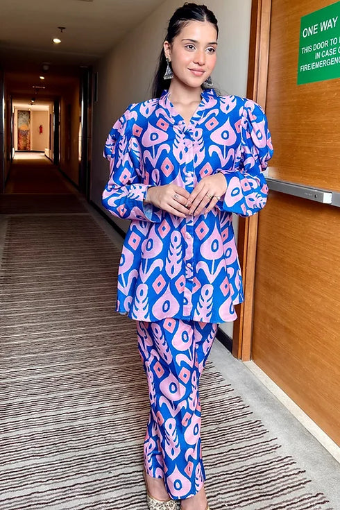 Kyra Ikkat Pakistani Kurta Set